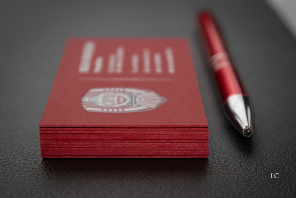 Carti vizita burgundy personalizate lac selectiv