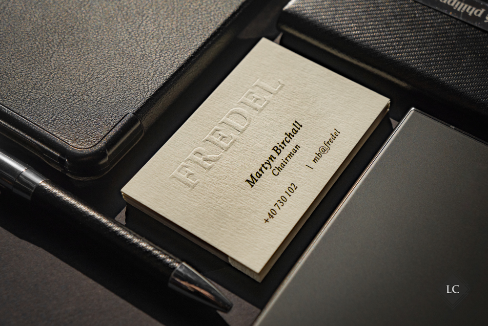 Carti vizita luxury cu logo embosat print digital